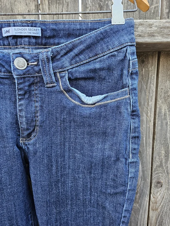 Lee Straight Leg Women's Jeans in Dark Blue Denim Size 19 - Picture 4 of 16